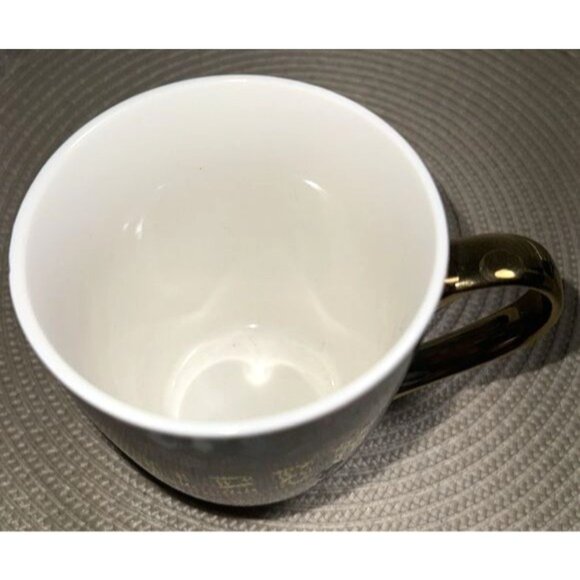 Bridgerton Queen Floral Mug With Gold Handle Hand Wash Only - Picture 2 of 6